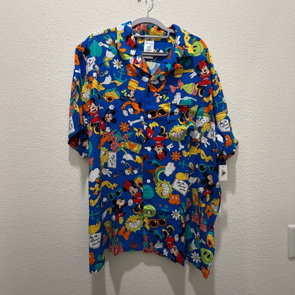 Mickey and Friends "Play in the Park" Disney parks button shirt xl - Picture 16 of 16